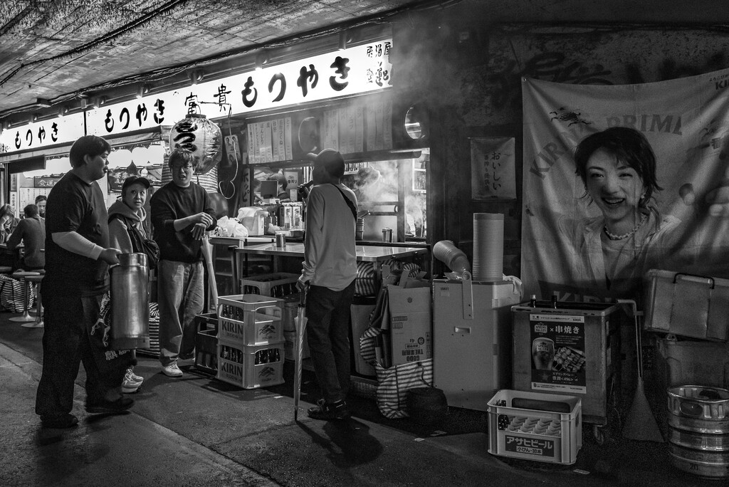 Yakitori restaurant -- under the tracks by jyokota