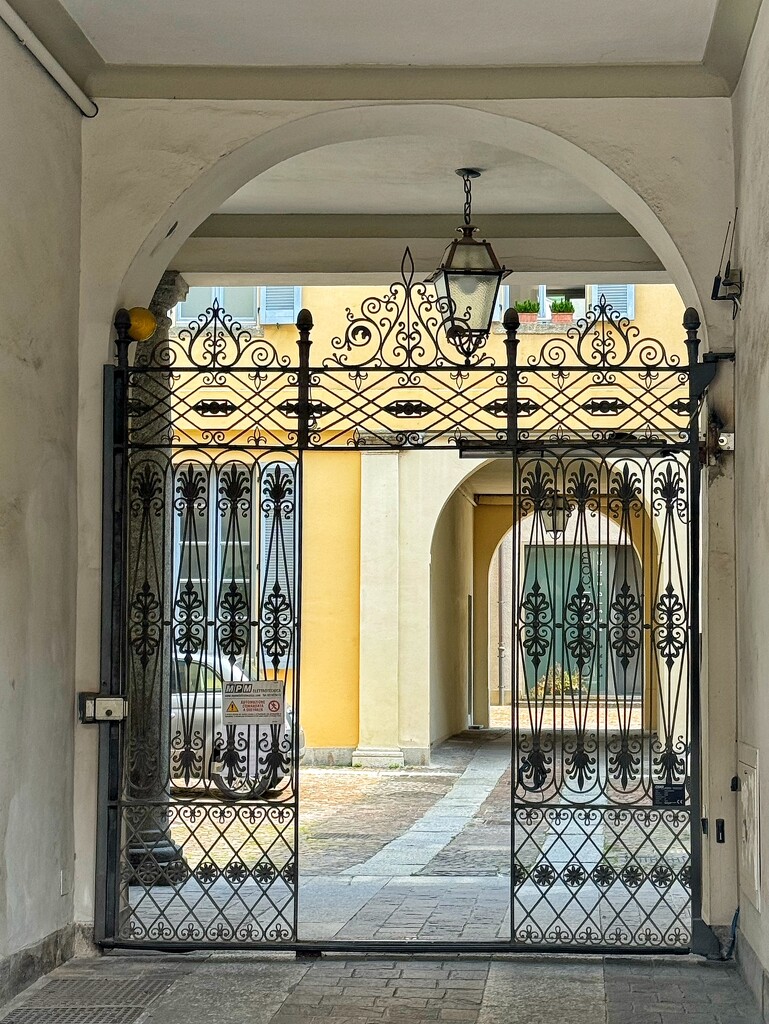 Hearts in Como.  by cocobella