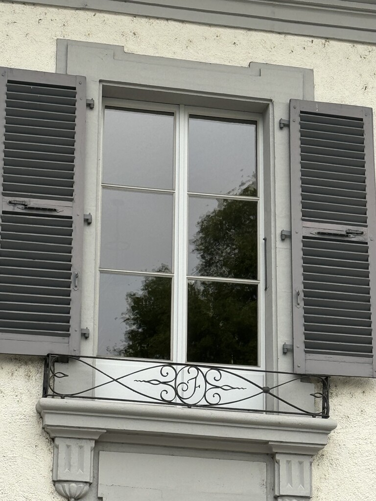 Four hearts at the window.  by cocobella