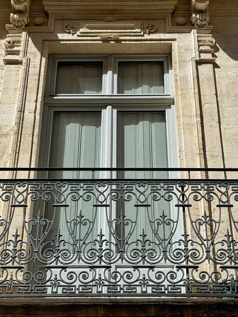 Gorgeous hearts at the balcony.  by cocobella