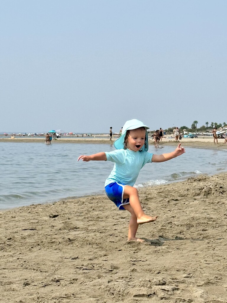 Happy Lenny.  by cocobella