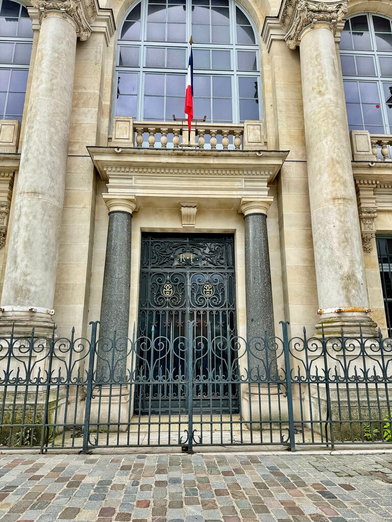 The heart’s gates  by cocobella