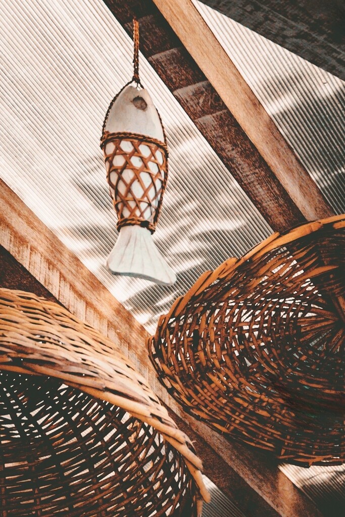 wicker rooftop decor by cocokinetic