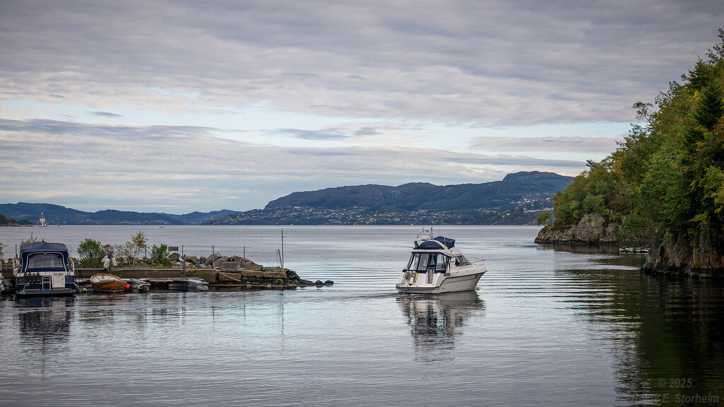 Leaving by helstor365