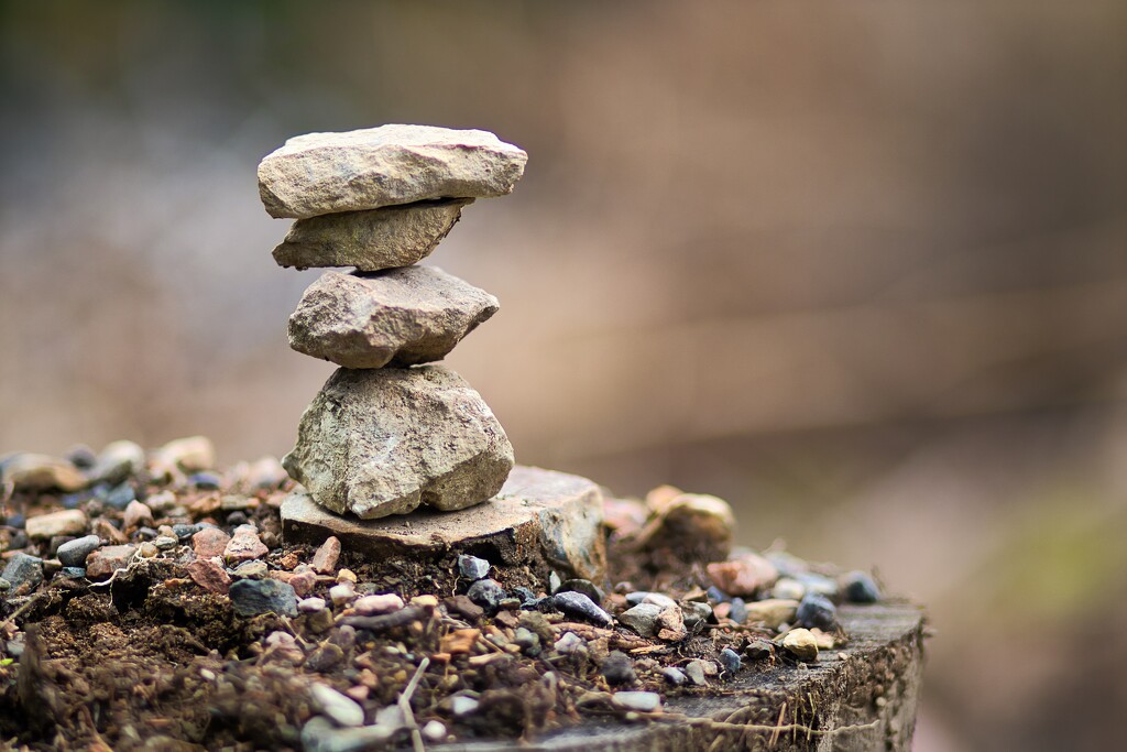 Balance in Chaos by okvalle