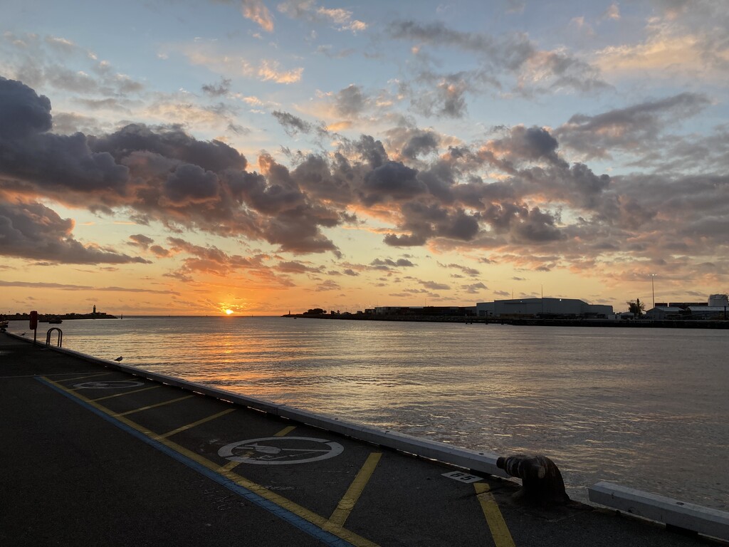 Gage Roads by narayani