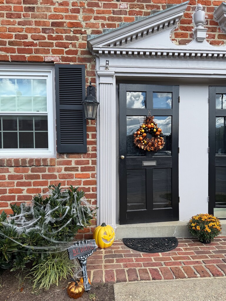 Welcoming Halloween by allie912