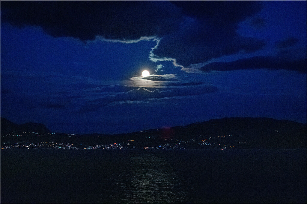 The rising of the moon by 365projectorgchristine