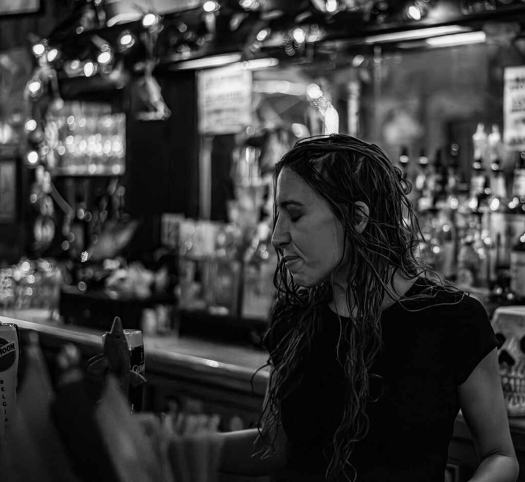 Bar tender by darchibald