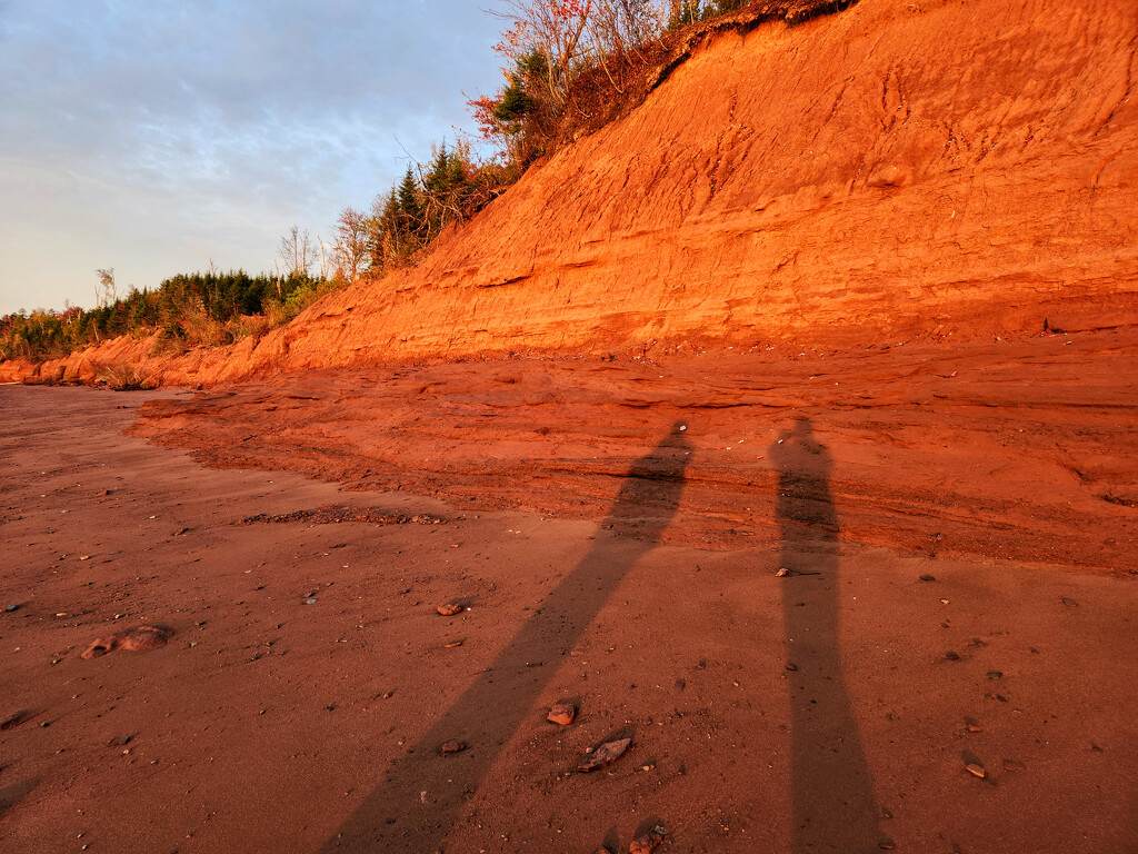 Beachcombers by ljmanning