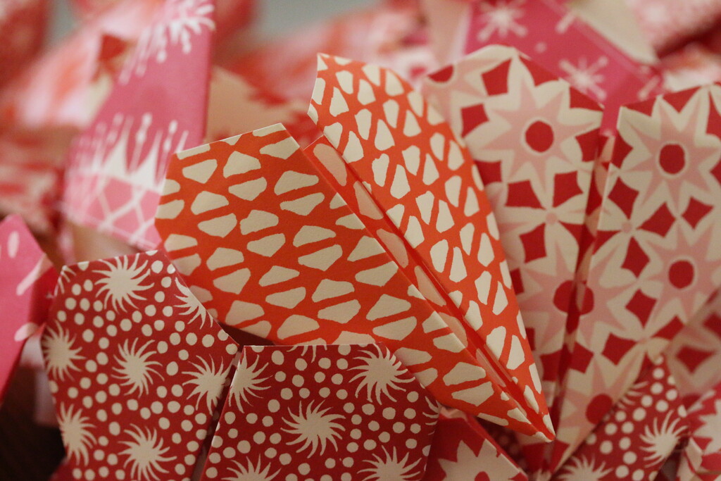 Valentine origami by magsbibby