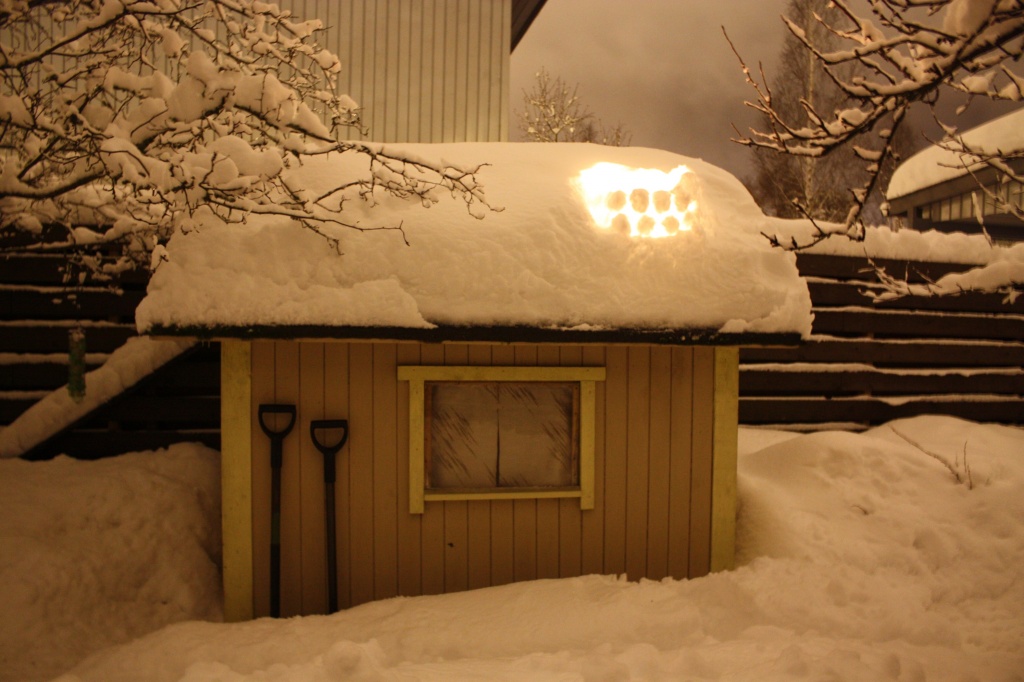 Snow lantern on play house IMG_3263 by annelis