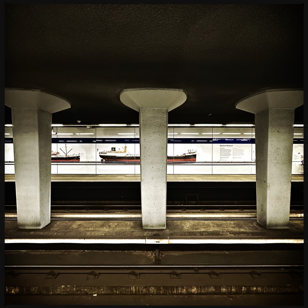 Underground harbor by mastermek