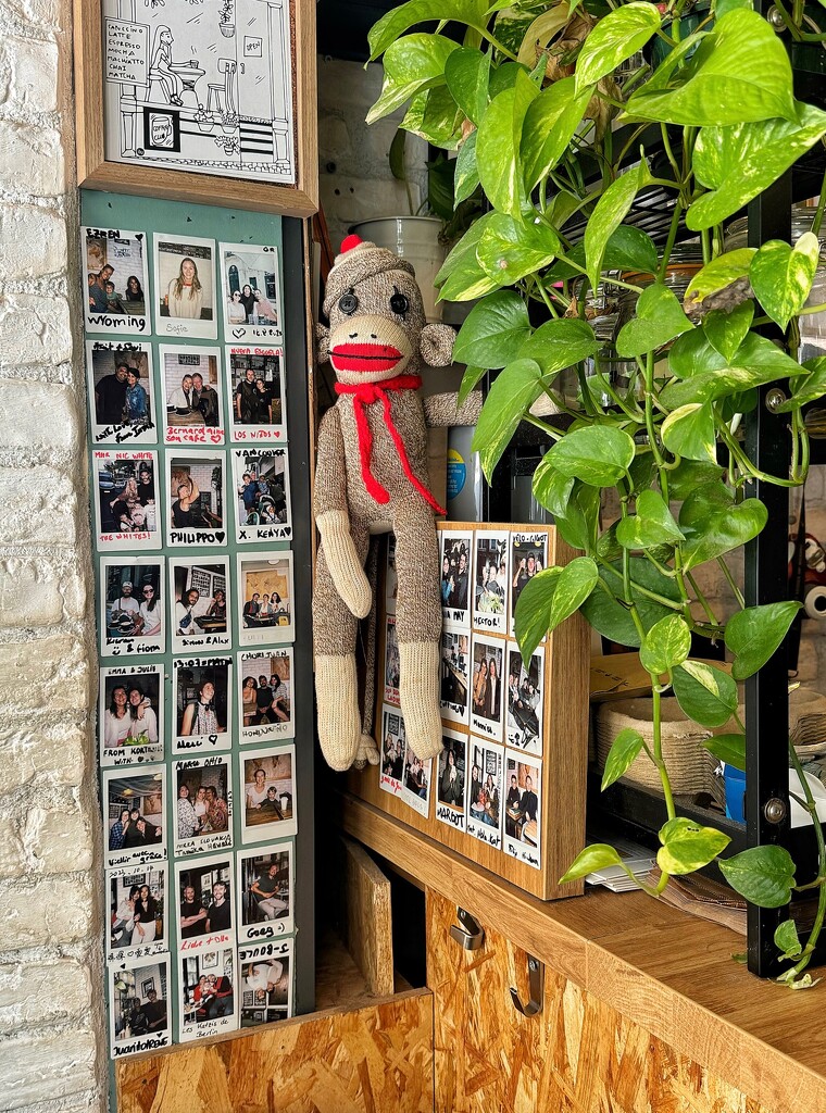Hearts in a coffee shop.  by cocobella