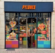 30th May 2026 - Hearts at Pylônes shop. 