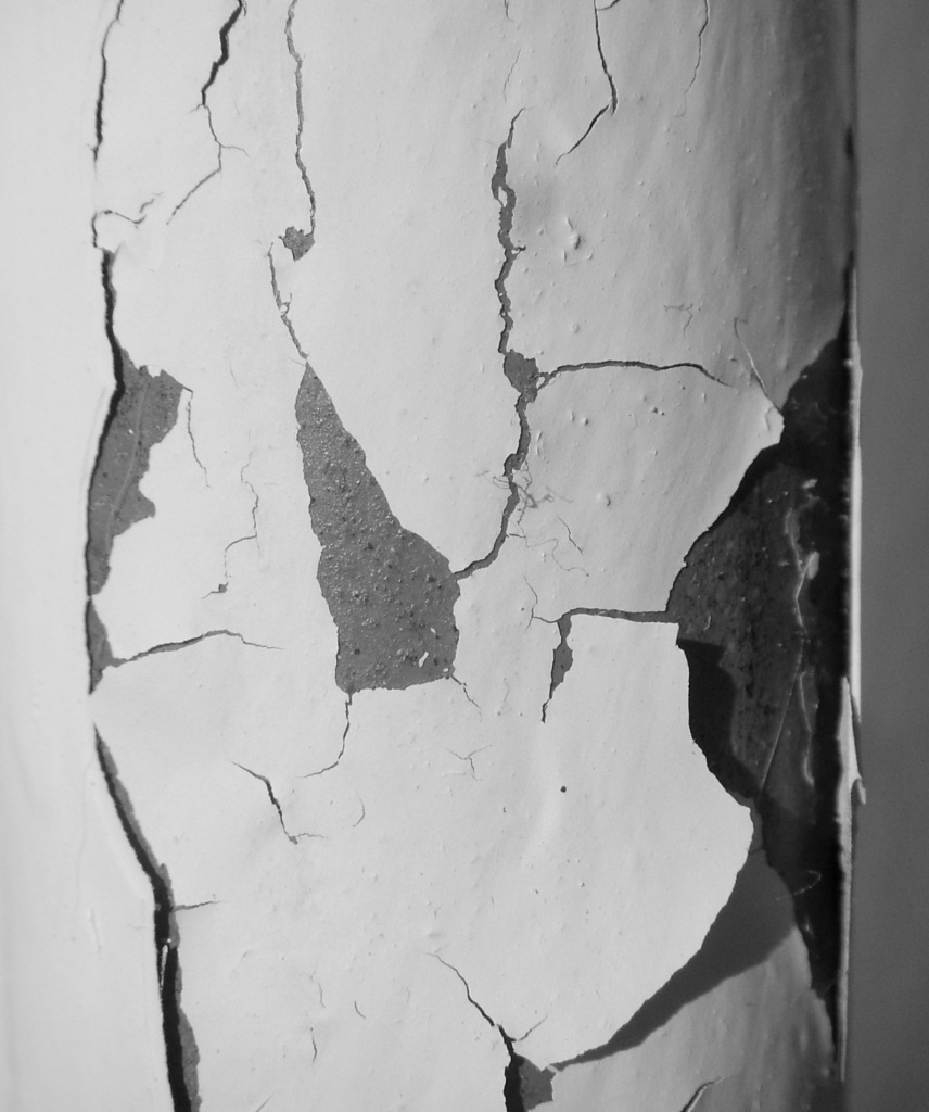 Cracked paint by berend