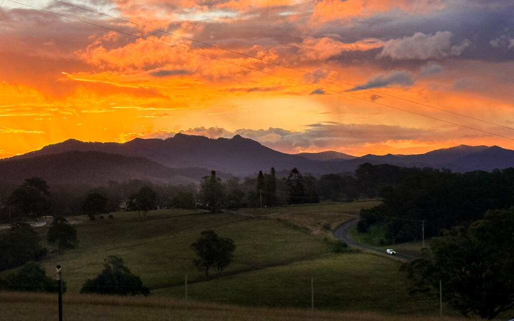 Stunning sunset  by terrip