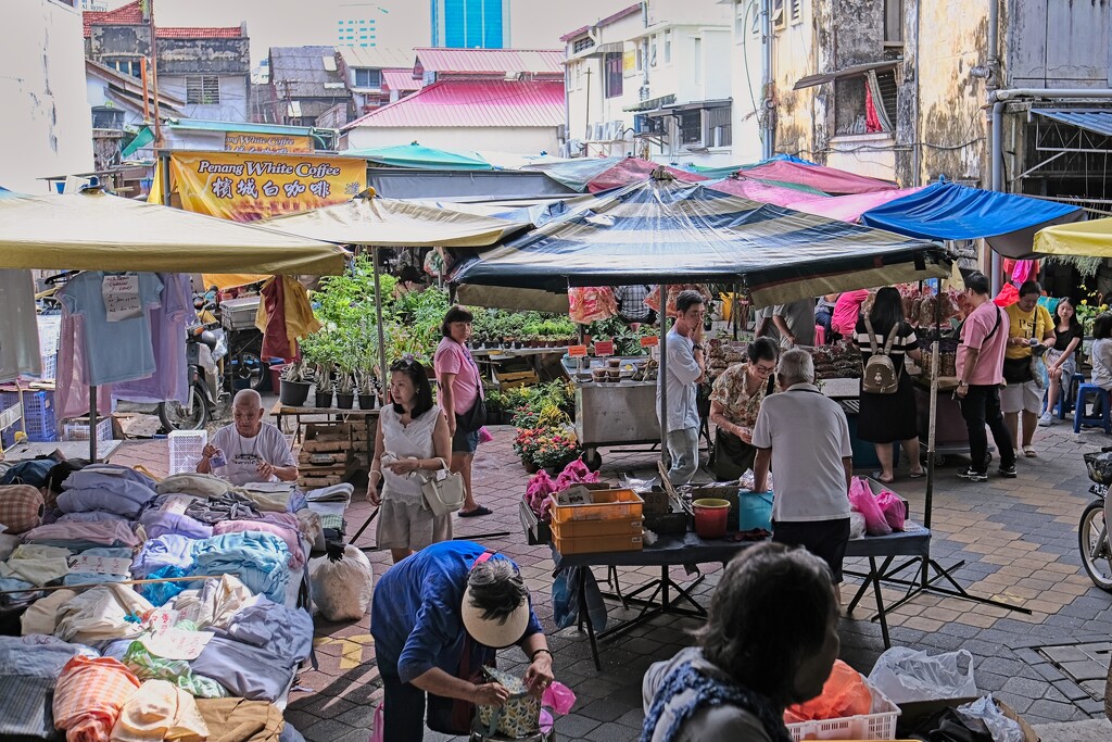 Busy Friday Morning - Chowrasta Street Market by ianjb21